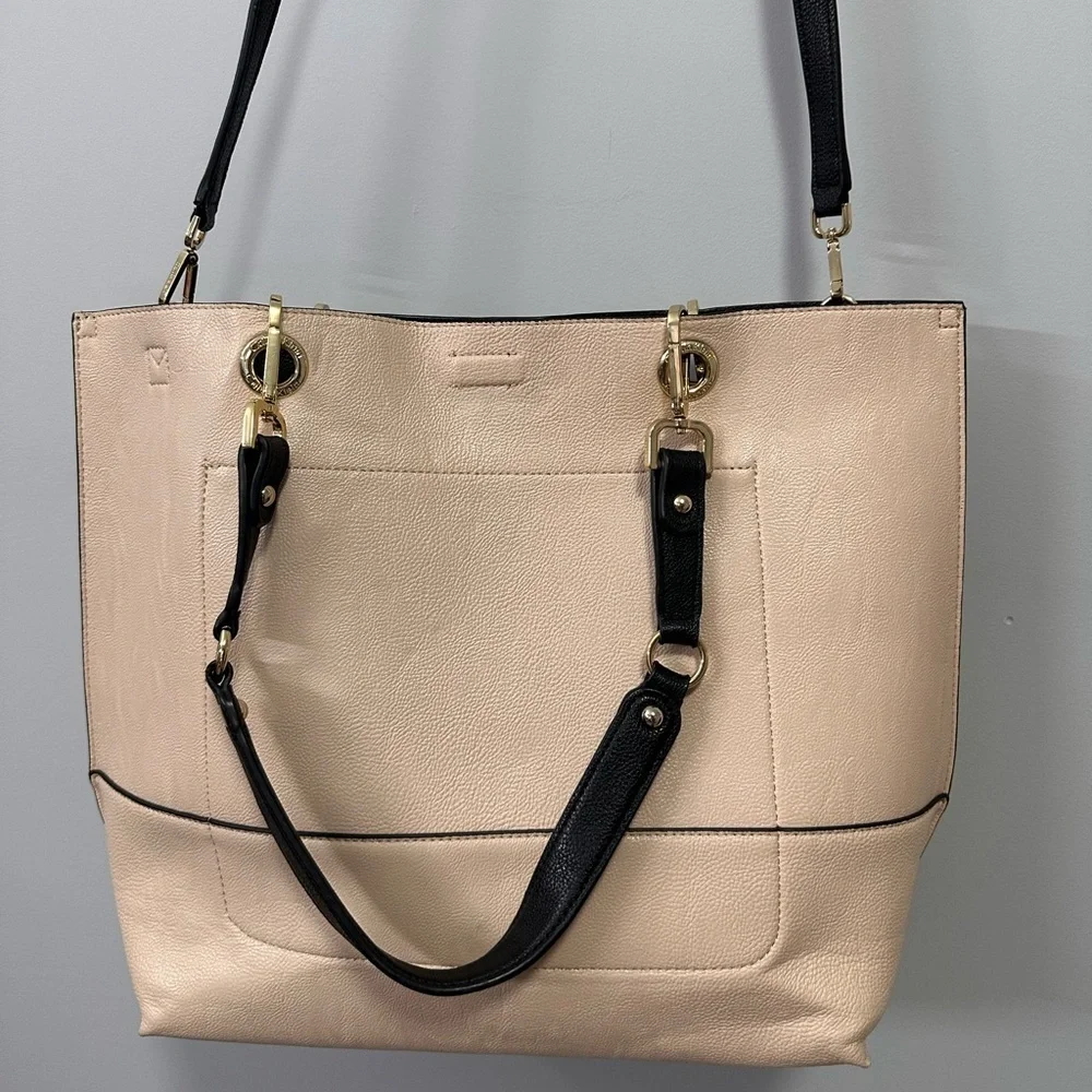 👜 Calvin Klein Purse – Black and Beige 👜